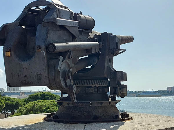 Two submarine cannons at the Monumento al Marinaio d'Italia, Brindisi, Italy