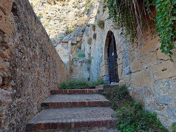 Walking up through homes on the trail,  Rocca di Cefalu, Sicily