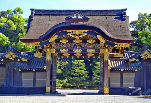 Temple Gate in Kyoto, Japan
