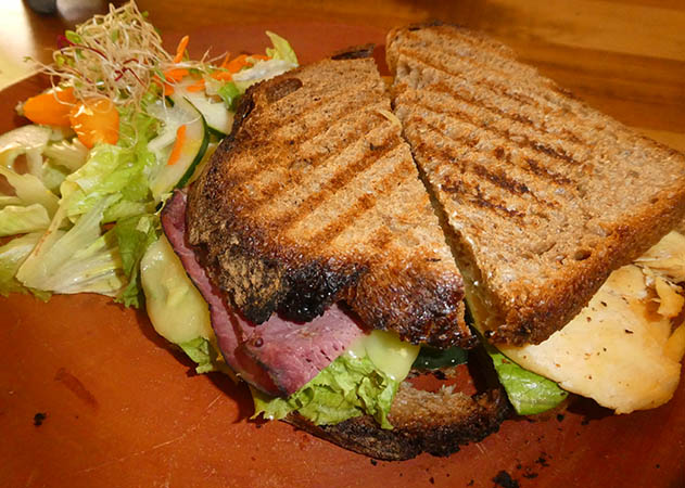 Grilled roast beef sandwich, Paleo Restaurant, Oaxaca City, Mexico
